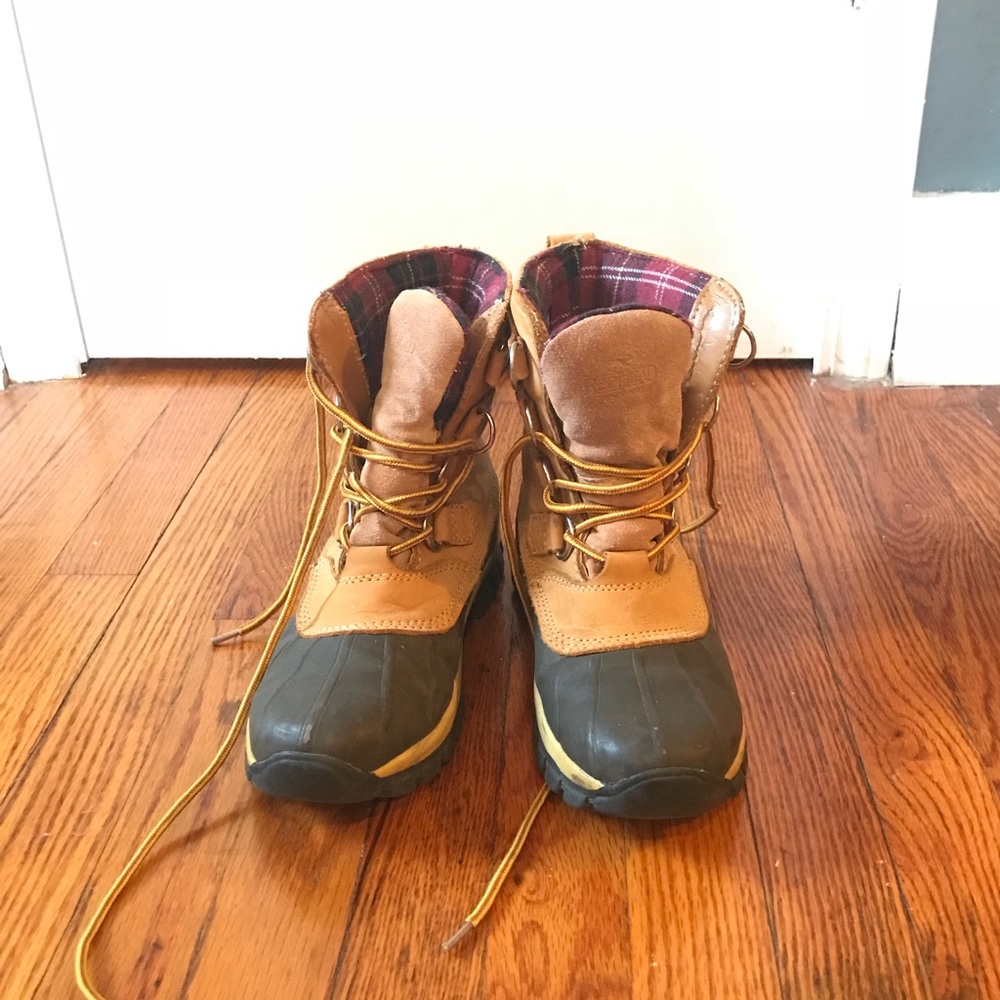 Plaid thinsulate lined duck boots